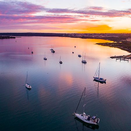 Mercure Kangaroo Island Lodge American River Экстерьер фото